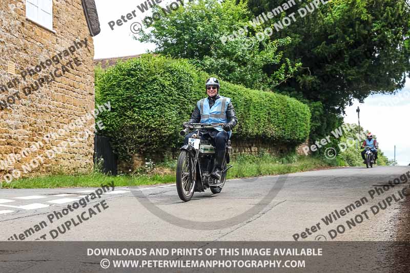 Vintage motorcycle club;eventdigitalimages;no limits trackdays;peter wileman photography;vintage motocycles;vmcc banbury run photographs